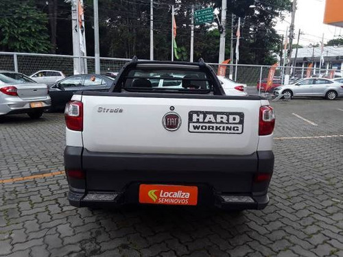 Imagem 2 de 10 de Fiat Strada 1.4 Mpi Hard Working Cs 8v Flex 2p Manual