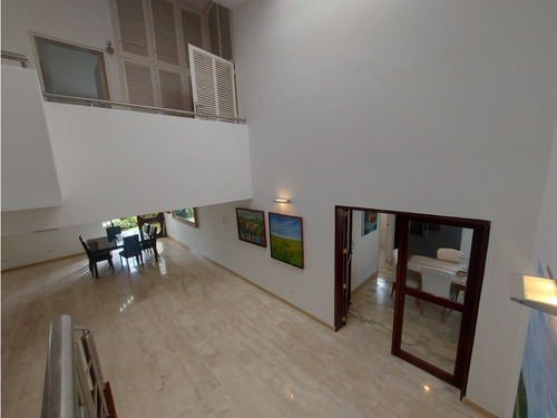 Se Vende Casa 550m2 La Lagunita Country Club 8699