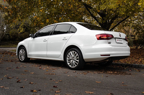 Volkswagen Vento 1.4 Tsi Dsg - Motorland Permuto / Financio