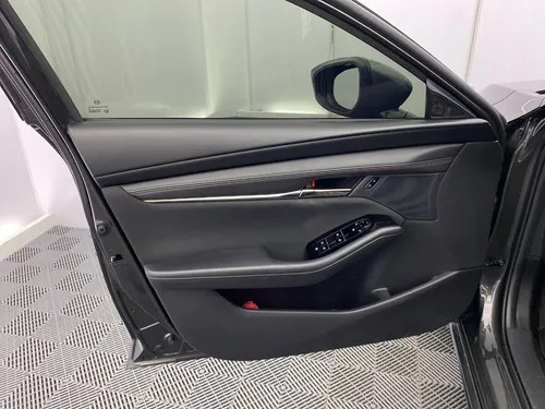 Mazda 3 2.0 At 2024