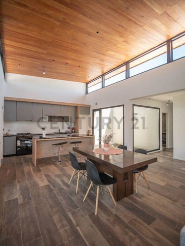 Casa En Venta En El Quimilar A Estrenar De 3 Dormitorios