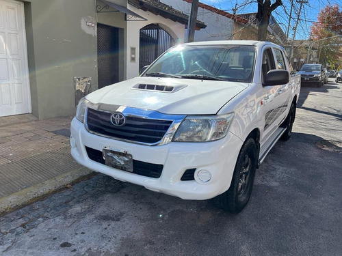 Imagen 9 de 10 de Toyota Hilux 2012 2.5 Cd Dx Pack I 120cv 4x4