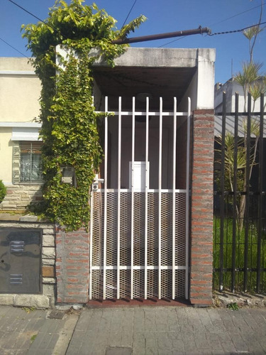 Imagen 1 de 18 de Ph 6 Ambientes Con Fondo Y Pileta Acepta Permuta !!!!!!!!!