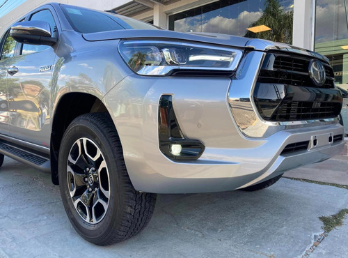 Imagen 15 de 15 de Toyota Hilux D/cabina 2.8 Tdi 204cv A/t 6 4x4 Srx 0km My2023