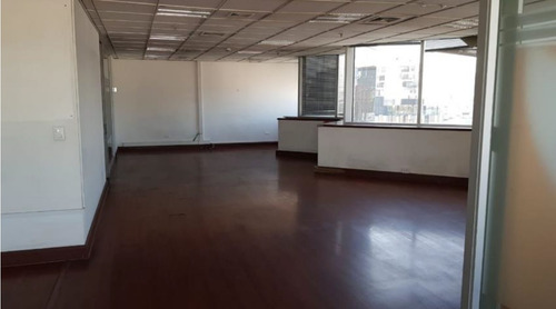 Excelente Oficina Ubicada En Providencia