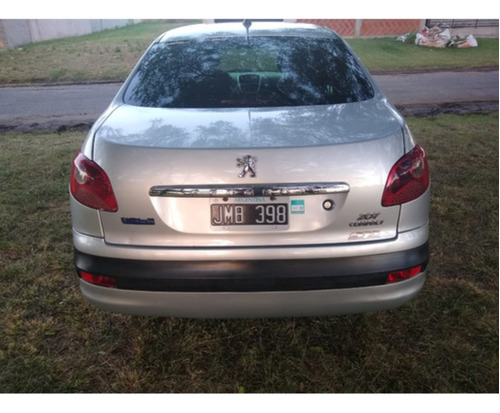 Peugeot 207 1.4 Sedan Xs