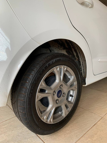 Ford Ka Modelo Sel 1.0 - 2015