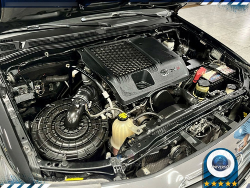 Toyota Hilux SW4 3.0 Srv 7l 4x4 Aut. 5p