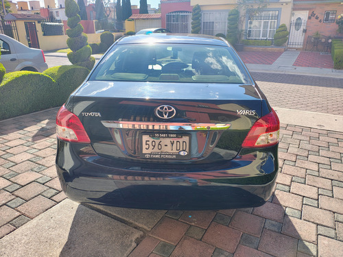 Toyota Yaris 1.5 Premium Sedan At