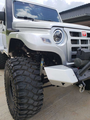 Troller T4 3.0 Turbo 4x4 2010