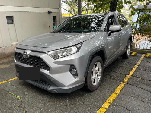 Toyota RAV4 2.0 Street