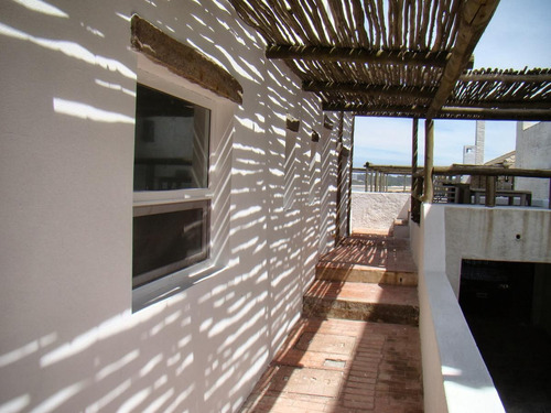 La Aduana Baja