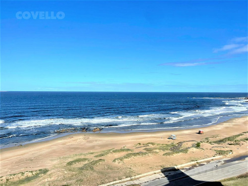 Imagen 5 de 30 de Excelente Unidad De 4 Dormitorios En Suite, Primera Fila Al Mar En Playa Brava - Punta Del Este