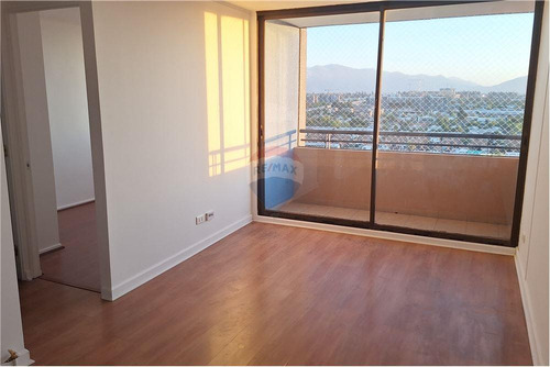 Departamento 2 Dormitorios En Condominio 7 Plazas