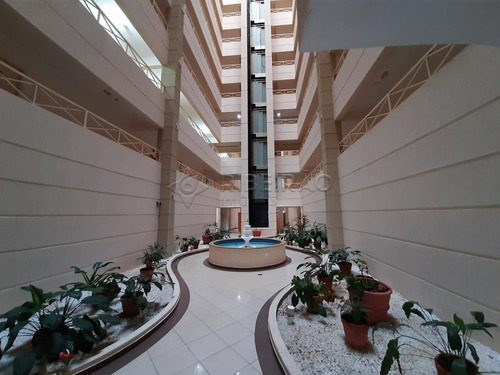 Imagem 2 de 10 de Apartamentos - Ref: V748
