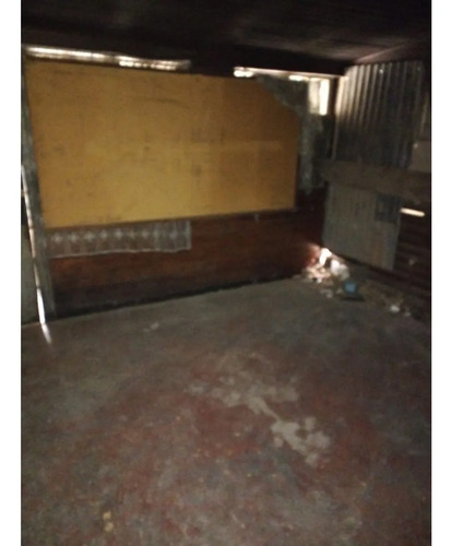 Arayabroker Vende Excelente Propiedad Con Galpón En San Migu