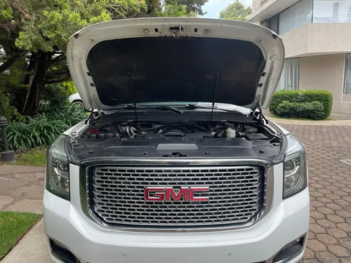 GMC Yukon 6.2 Denali 8 Vel Awd At