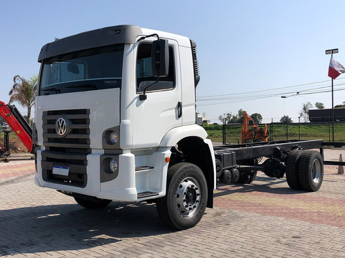 Imagem 4 de 15 de Volks 17280 Toco 2013 - Automático - No Chassi = Mb,ford,vw