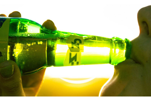 Imagen 3 de 5 de Caja De Cerveza Zulia 222ml Rt (incluye Vacío)