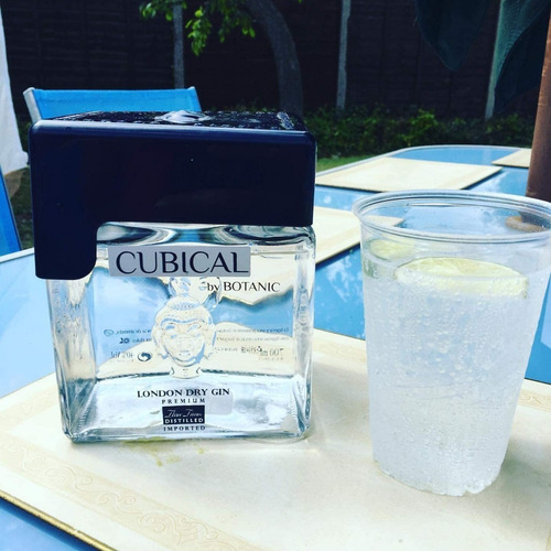 Imagen 3 de 4 de Gin Cubical Premium London Dry 700ml