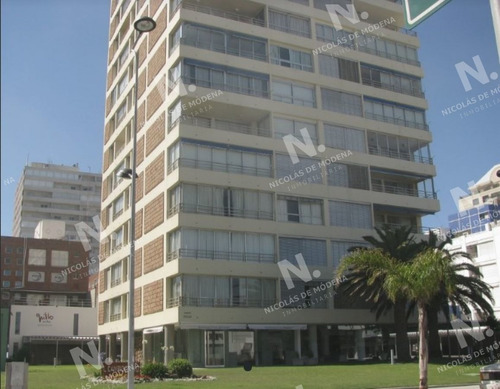 Imagen 1 de 6 de Hermoso Departamento En Venta. Punta Del Este. - Punta Del Este Peninsula