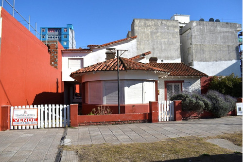 Amplia Propiedad Para Renta Turística Sobre Av. Costanera