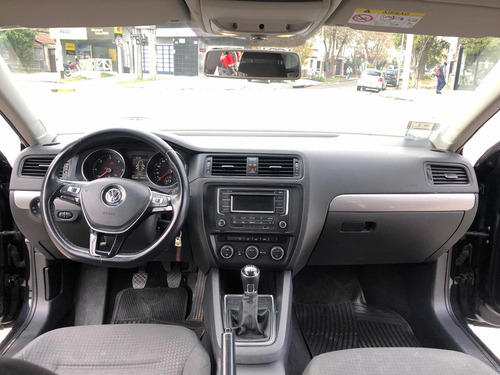 Imagen 14 de 18 de Volkswagen Vento Tdi 2016