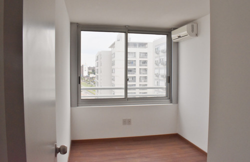 Imagen 5 de 14 de Apartamento 1 Dormitorio En Malvín- E-tower Sky Ne #904