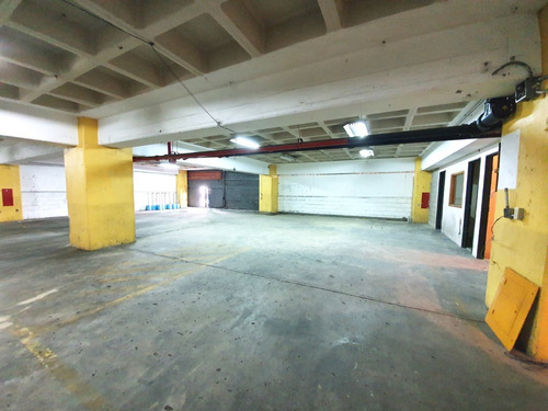 Imagen 23 de 25 de Edificio Deposito Oficina Industrial En Alquiler Boleita Norte
