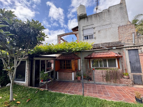 Casa En Venta De 3 Ambientes En Ranelagh. Acepta Financiacion