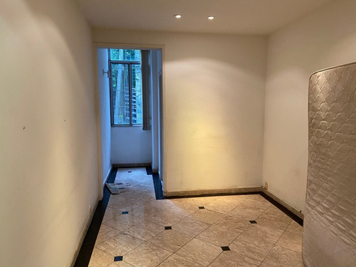 Imagem 3 de 12 de Apto Humaitá | 2 Quartos | 74 M² | Cond: R$1300.00 | 1 Vaga - 1pirv9c