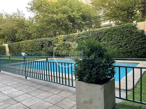 Departamento En Venta De 3 Dorm. En Las Condes, Sin Ruido.