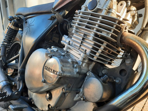 Suzuki Gn 250