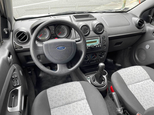 Ford Fiesta 1.6 Max One Ambiente 2010 Cassano Automobili