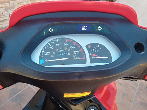 Vendo Scooter Velimotor Supercity 125 (escucho Ofertas)