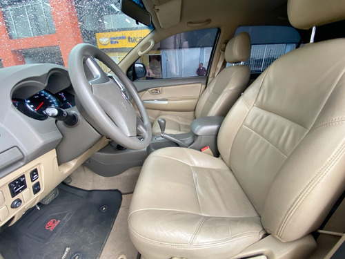 Toyota Fortuner 2.7l 4x2