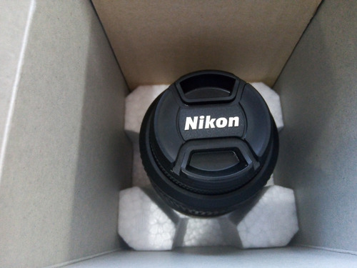 Imagen 8 de 10 de Vendo Lente Nikon Vr Af-s 18 55mm Impecable En Caja Sin Uso.