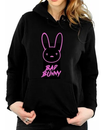 Imagen 2 de 3 de Poleron Estampado Bad Bunny