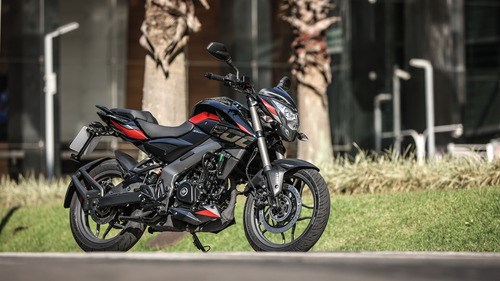 #005 - Bajaj Dominar 200cc - 0km - Yamaha Lander