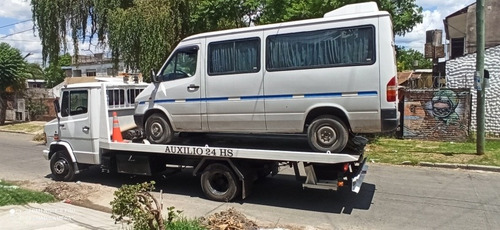 Mercedes Benz 710 Plus