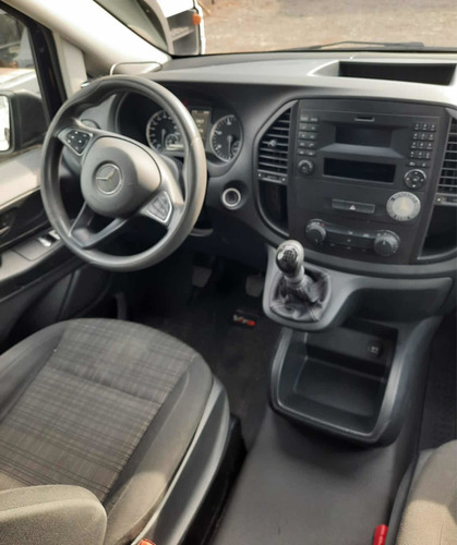 Imagen 5 de 8 de Mercedes-benz Vito 2018 1.6 111 Cdi Mixto Plus114cv