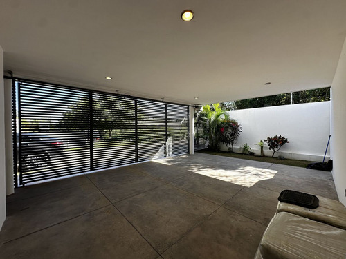 Casa En Venta En Cholul De Una Planta.