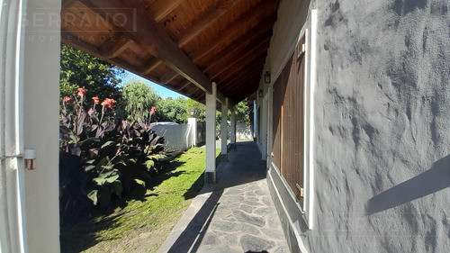 Alquiler Anual-casa 4 Ambientes En Parque Sakura, Exaltacion