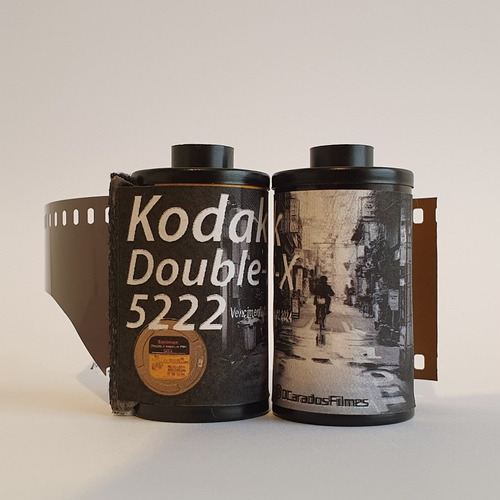 Kodak Eastman Double-x 5222 35mm (rebobinado)