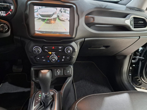 Jeep Renegade 1.8 Longitude Flex Aut. 5p