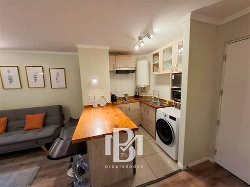 Casa En Venta De 1 Dorm. En Pucón