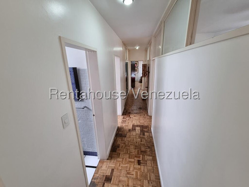 Alquiler De Cómodo Apartamento En Altamira #26-80