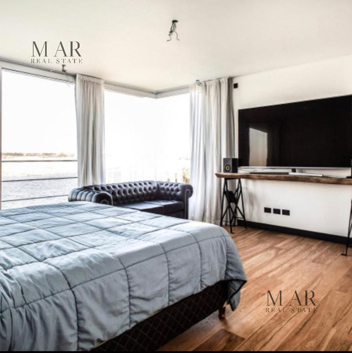 Imagen 25 de 30 de Casa En Venta Con Salida A La Laguna Central En Barrio El Golf Nordelta