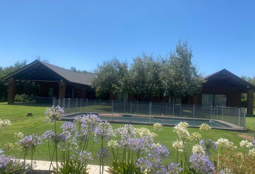 Se Vende Casa 5d 5b Piscina Quincho El Algarrobo De Batuco