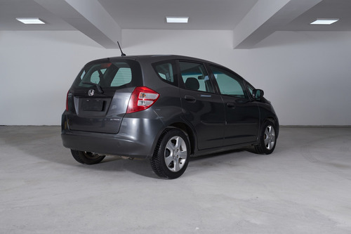Imagen 5 de 12 de Honda 2010 Fit 1.4 Lx 5 Ptas Aut L/09